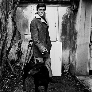 Alain-Delon-01-GQ-3Jan18_getty_b.jpg