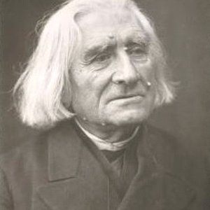 Franz Liszt um 1880.jpg